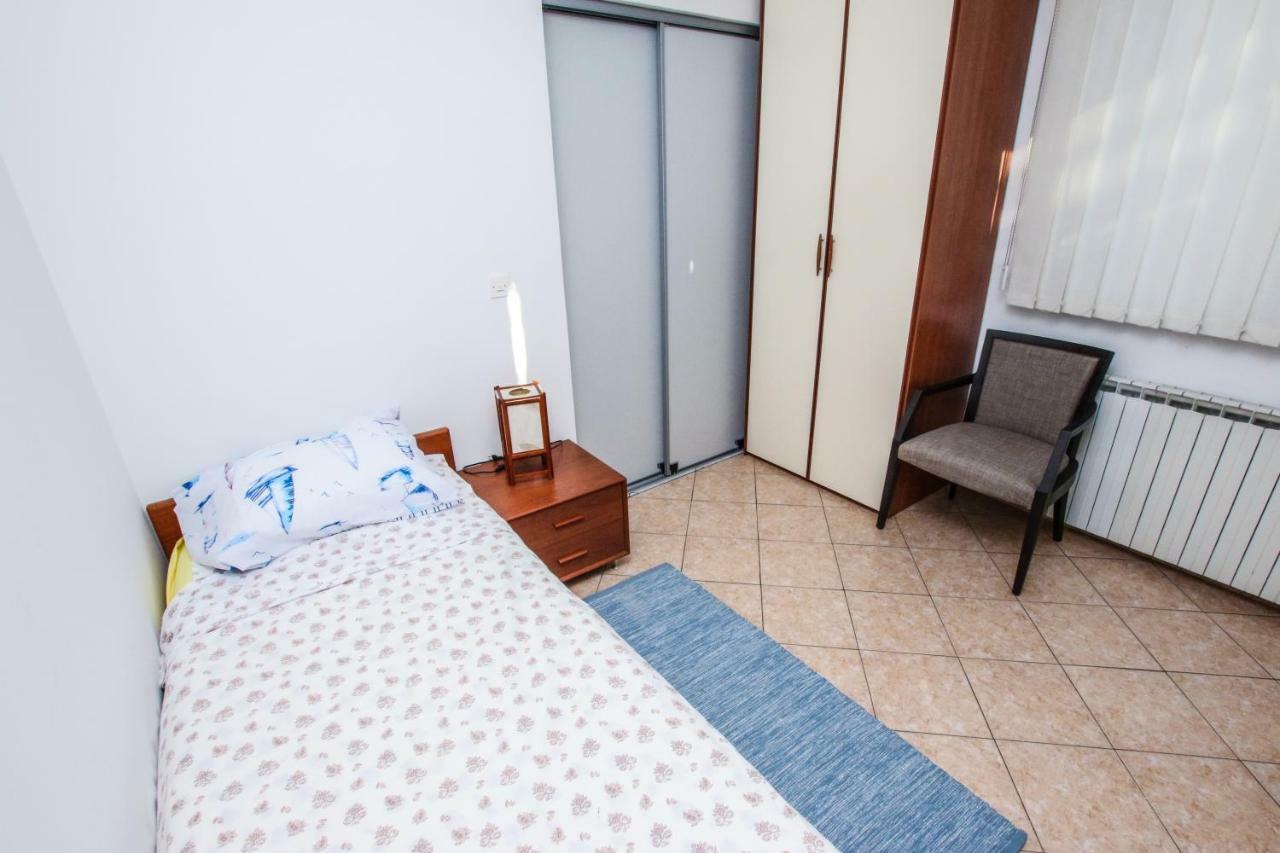 Apartman Mario Apartment โปเรช ภายนอก รูปภาพ